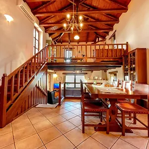 villa-fyllosia.rethymnohotels.net/